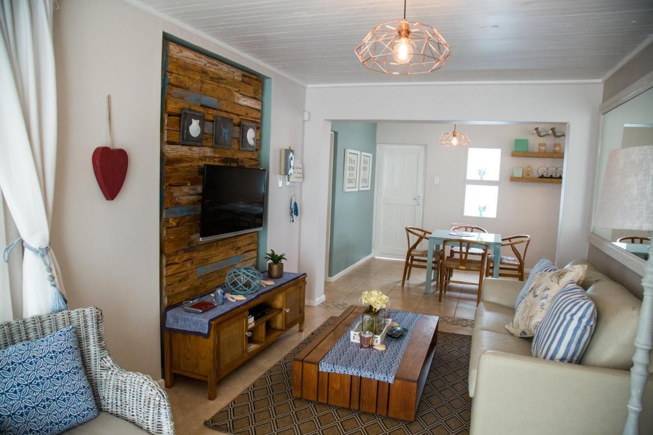 Mylas Cottage ซวาคอปมุนด์ ภายนอก รูปภาพ